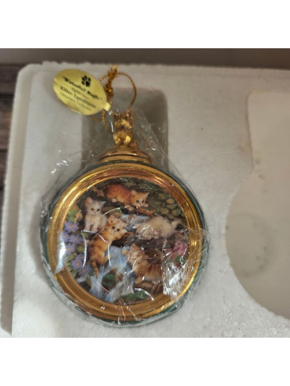 Waterfall Magic Kitten Expeditions Ornament Gold & Green Glass Collectible Bradf